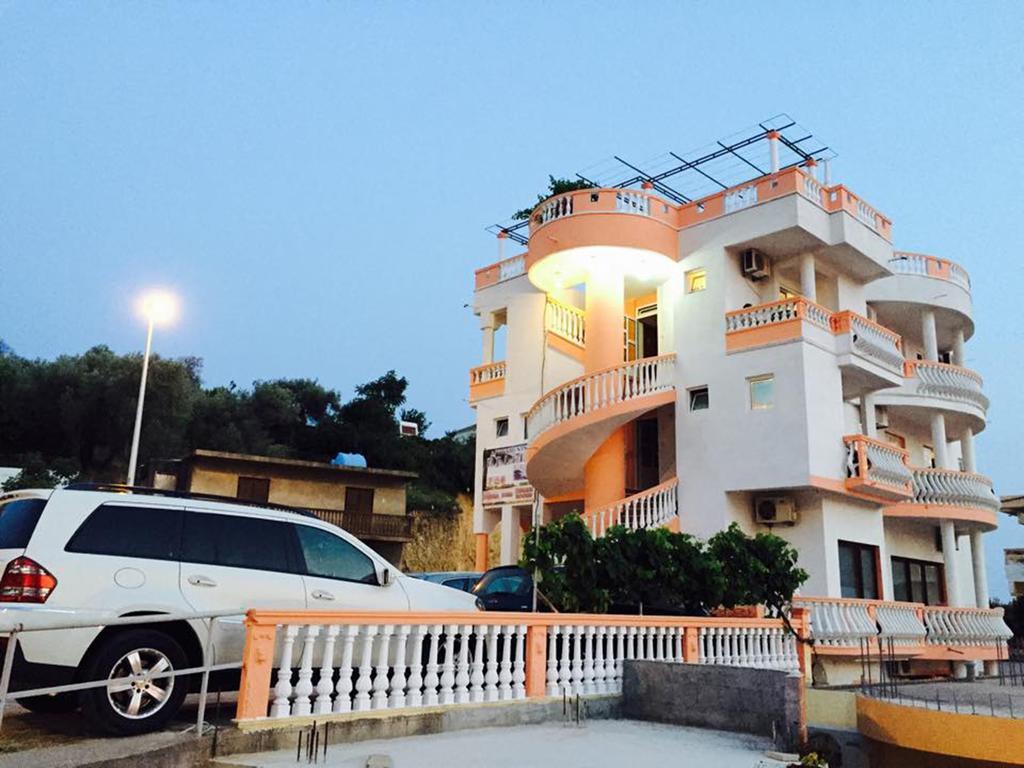 Apartments Delfin Улцинь Екстер'єр фото