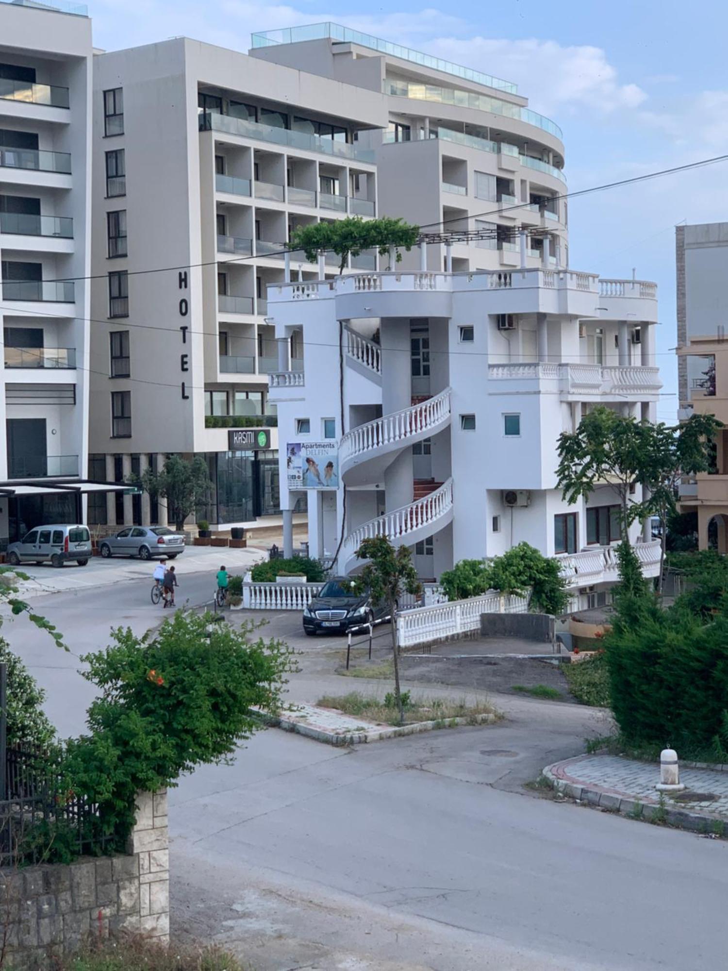 Apartments Delfin Улцинь Екстер'єр фото