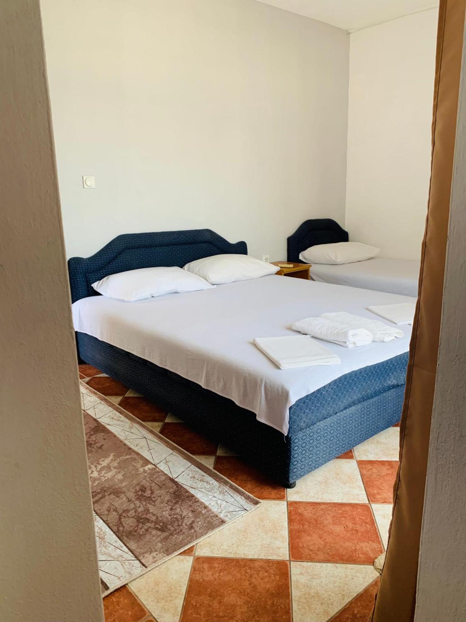 Apartments Delfin Улцинь Екстер'єр фото