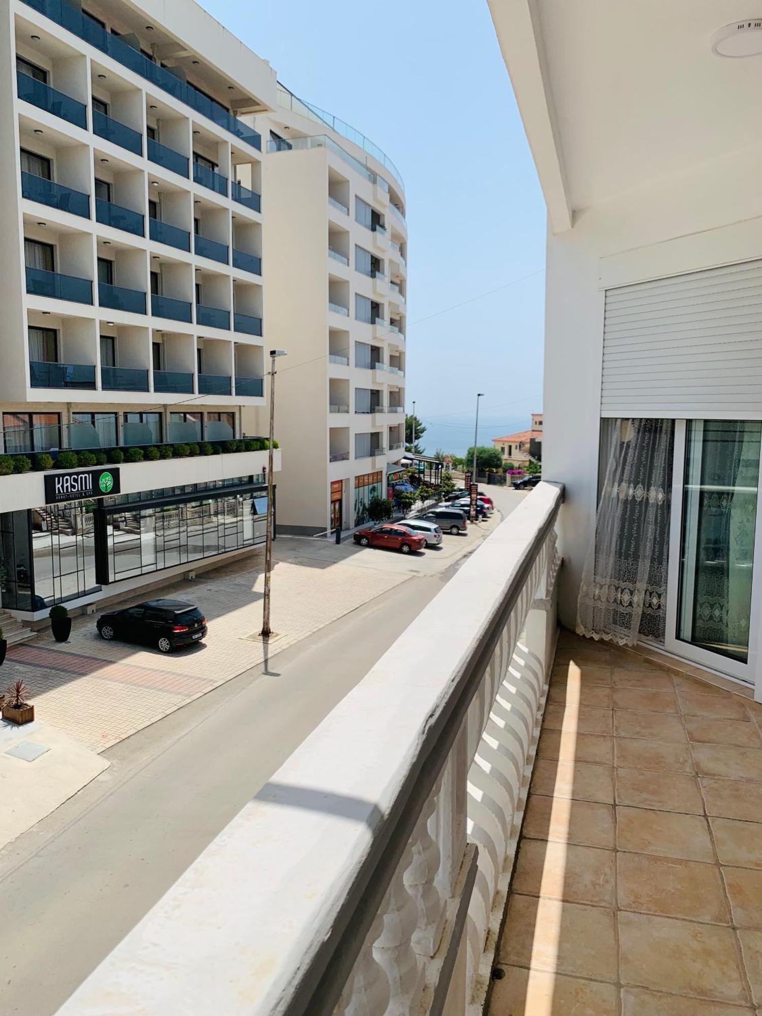 Apartments Delfin Улцинь Екстер'єр фото