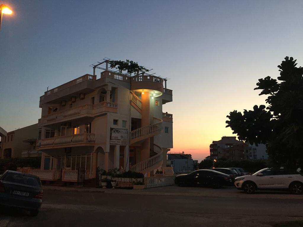 Apartments Delfin Улцинь Екстер'єр фото